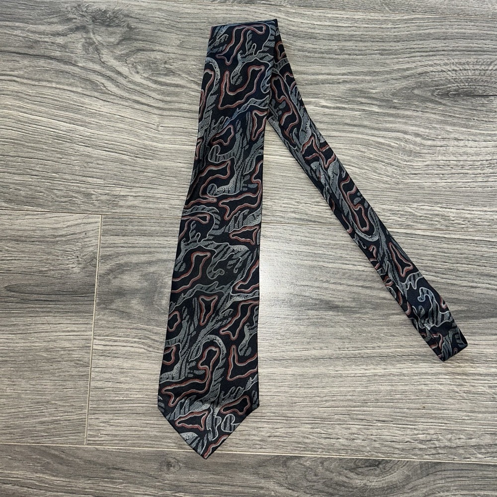 Vintage Giorgio Armani Italy 100% Silk Abstract Designer Necktie Navy Burgundy